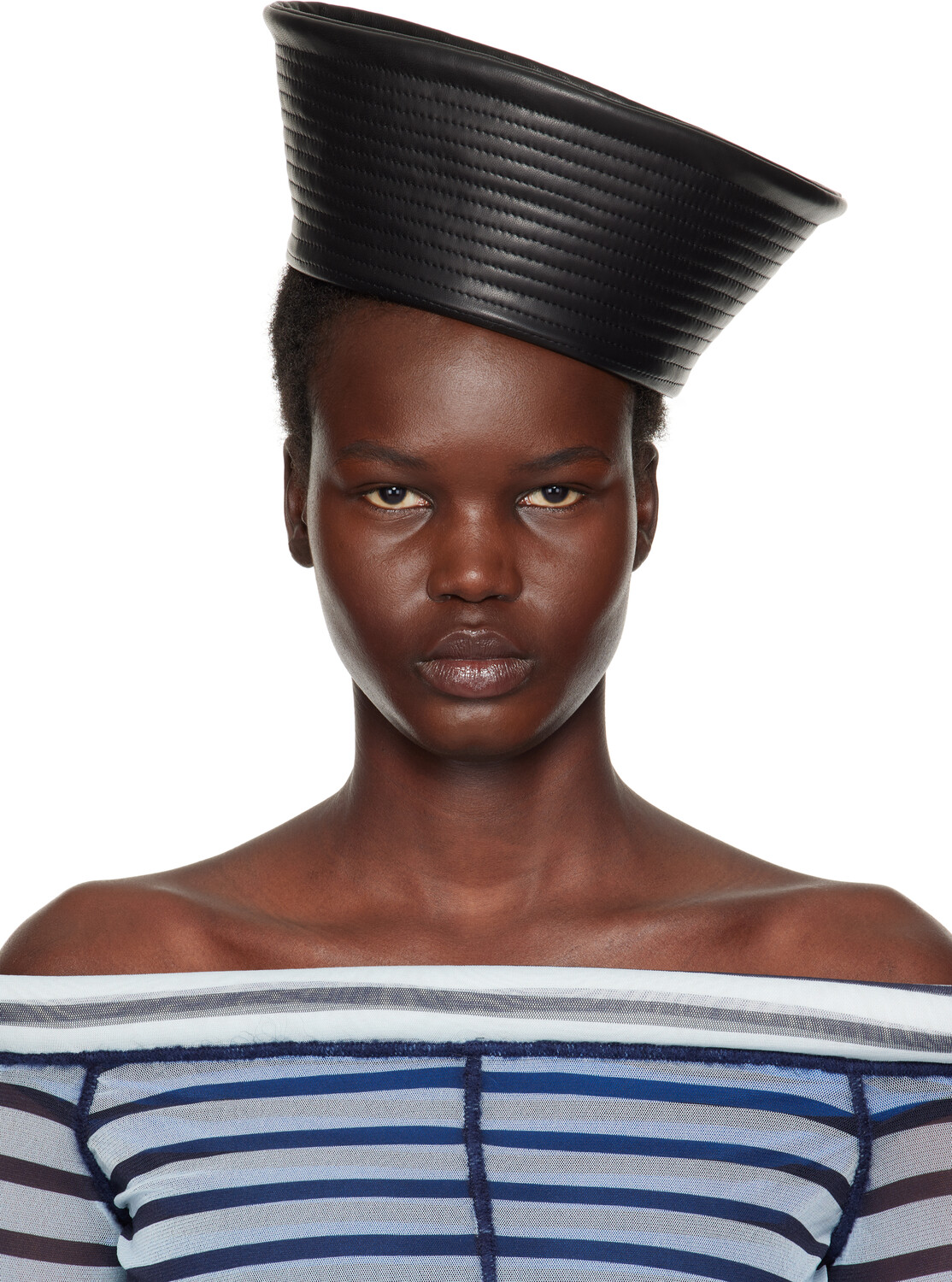 

Шляпа «Кожаный моряк» Jean Paul Gaultier, черный