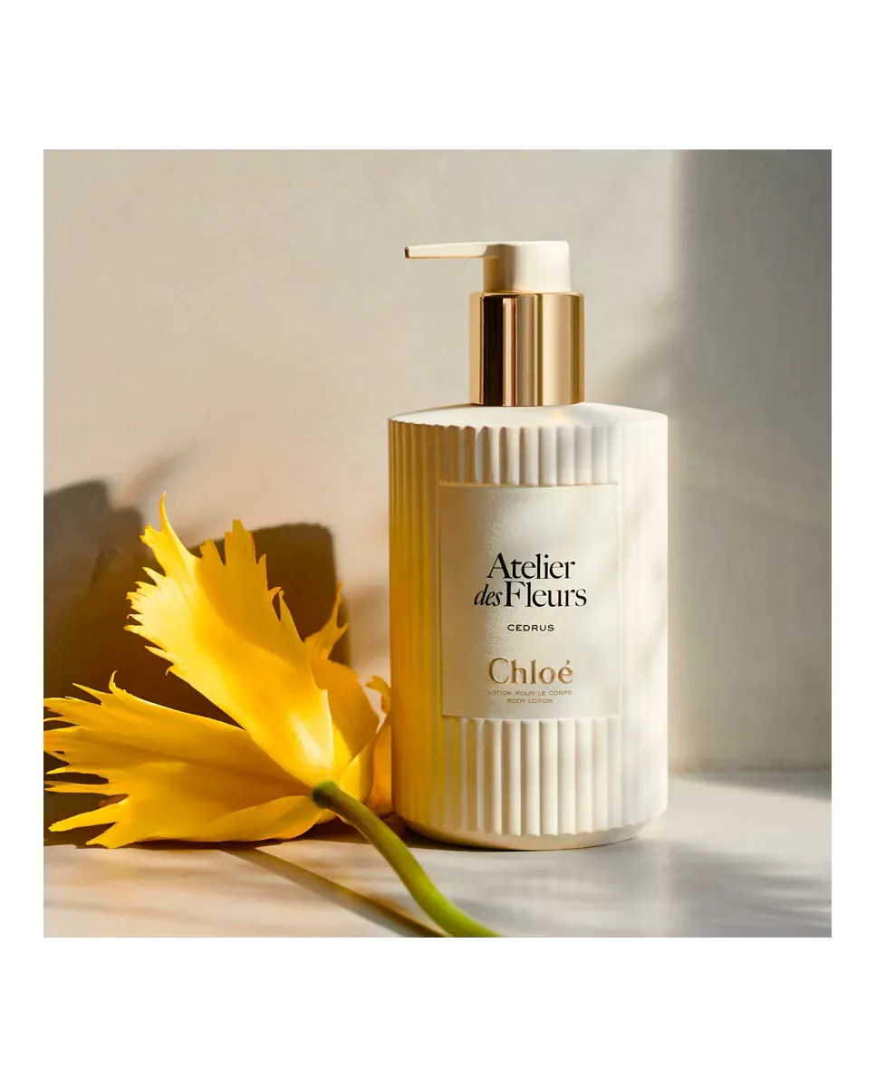 Парфюмированный лосьон для тела Atelier des Fleurs Cedrus 300 мл Chloé — фото 3