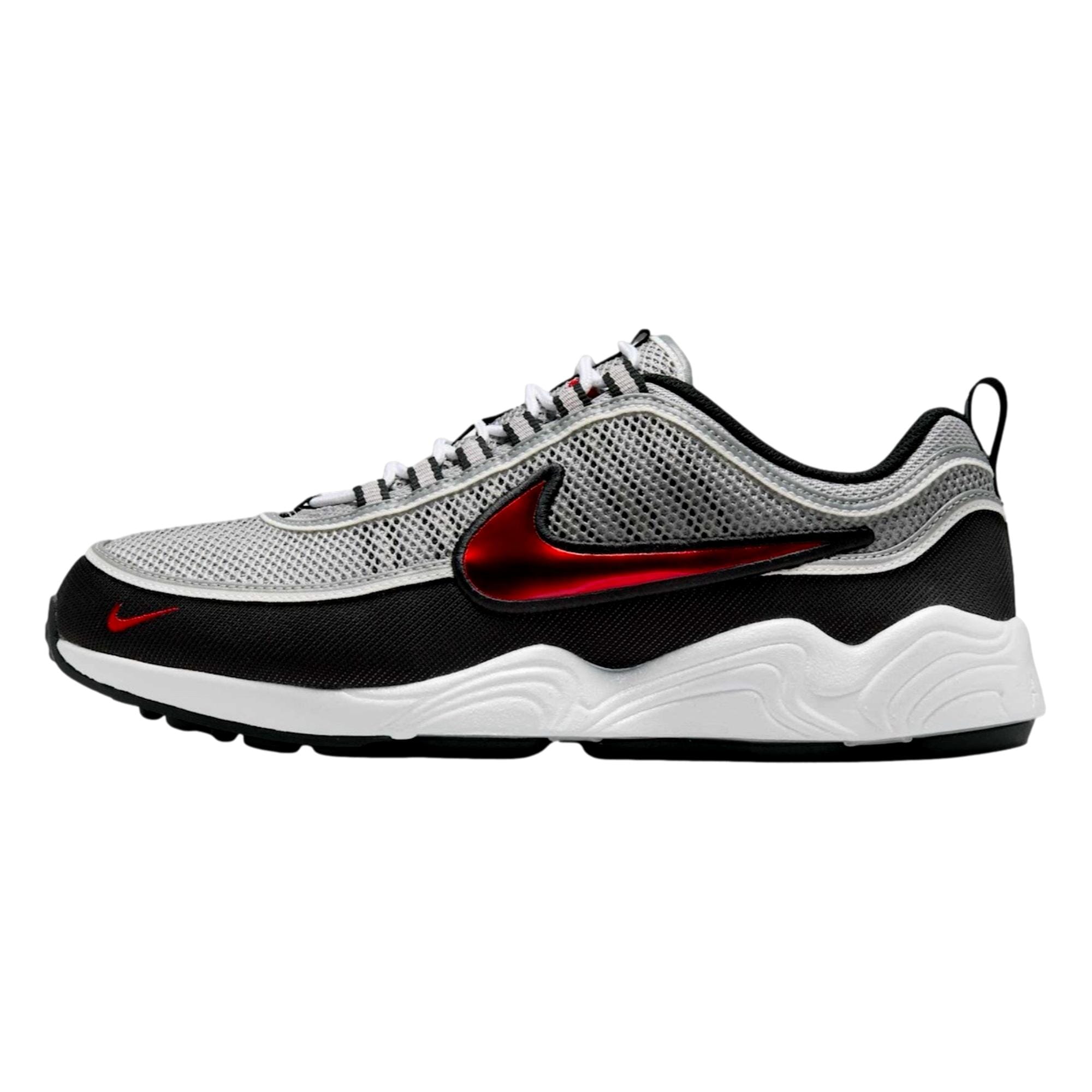 

Кроссовки мужские Nike, серебряный