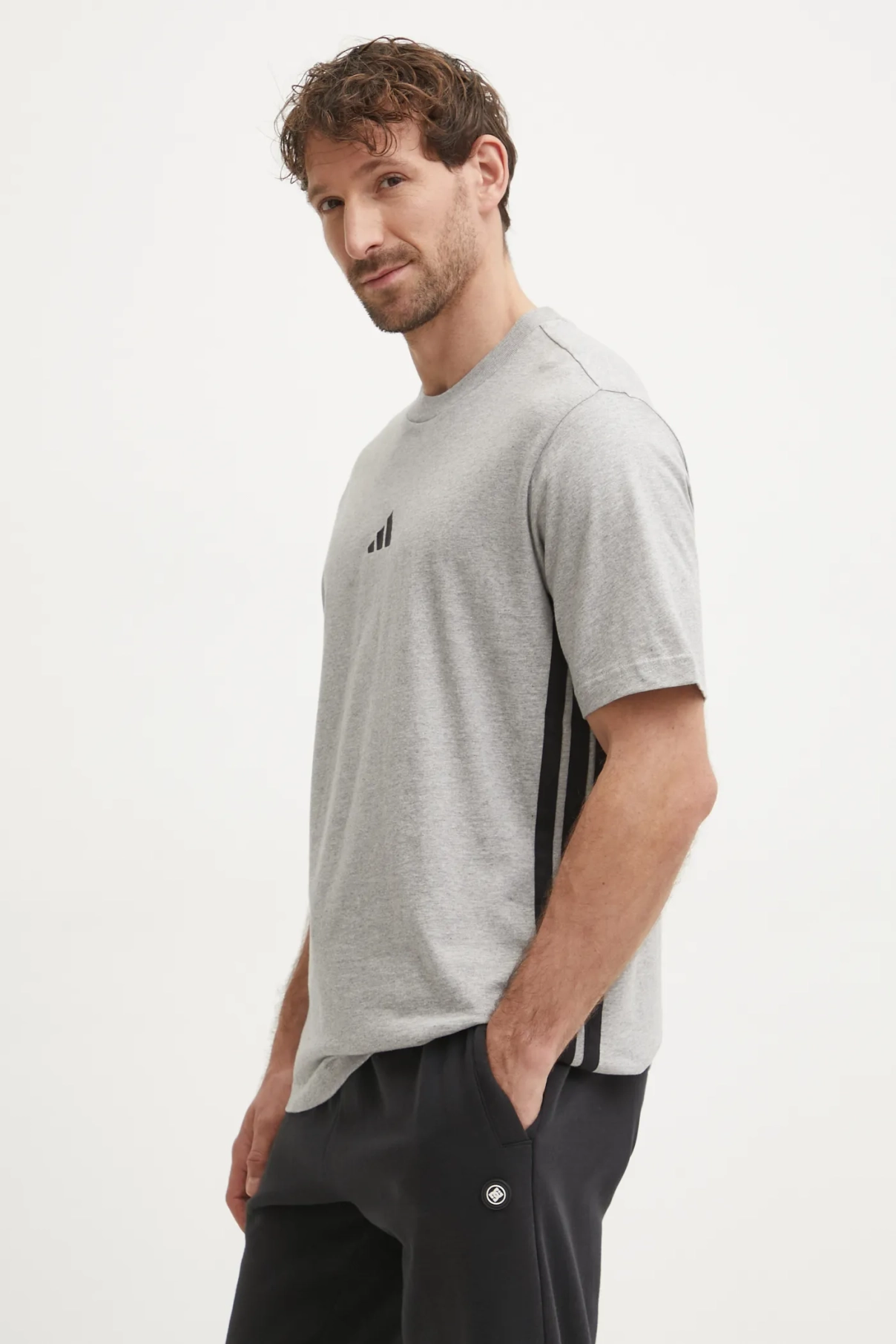 

Хлопковая футболка Essentials adidas, серый
