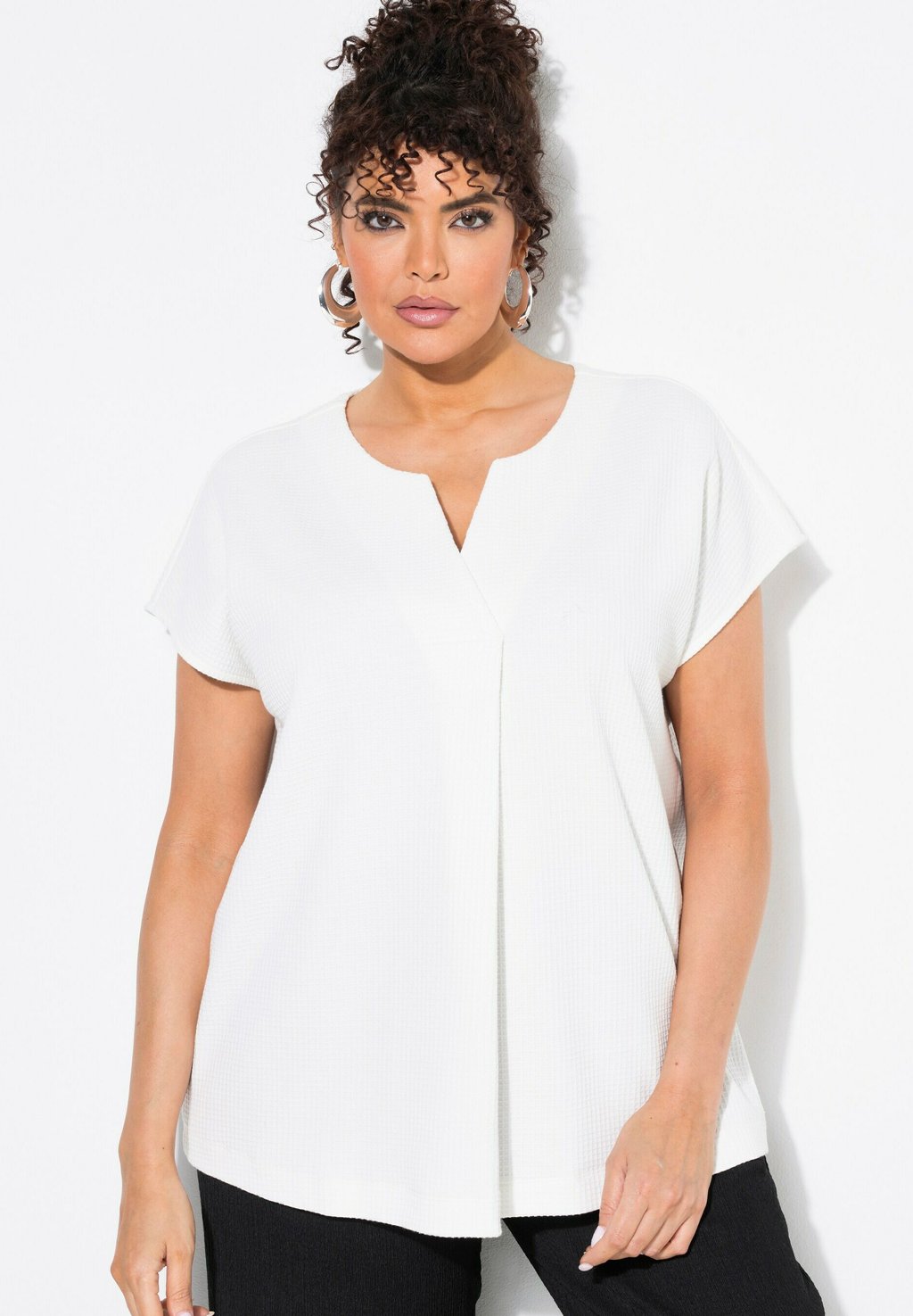 

Футболка с принтом WAFFLE TEXTURE CAP SLEEVE SPLIT NECK Ulla Popken, белый