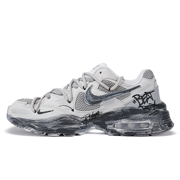 

Кроссовки Air Max Fusion женские с низким верхом серые/черные Nike