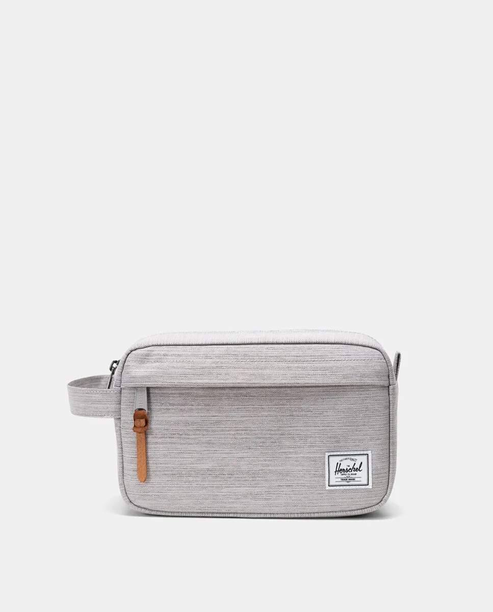 

Светло-серая косметичка Chapter Travel Kit от Herschel