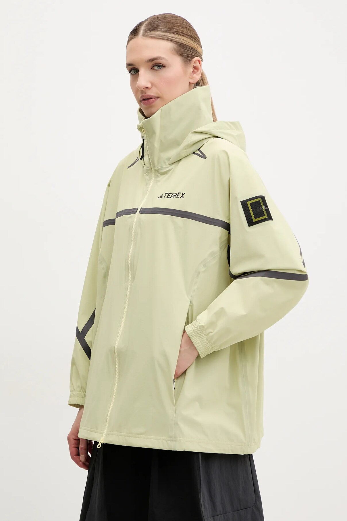 

Куртка-дождевик adidas TERREX x National Geographic, бежевый