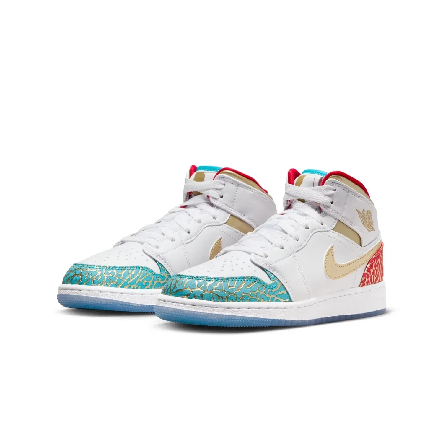 Детские кроссовки Nike Air Jordan Mid NC to Chicago FB2212 - белые HTAT1