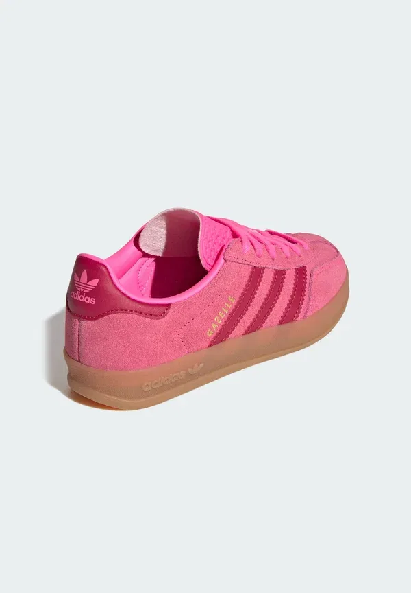 Кроссовки для зала Adidas Originals Gazelle indoor trainers, ярко-розовый, командный красный, золотистый металлик — фото 4