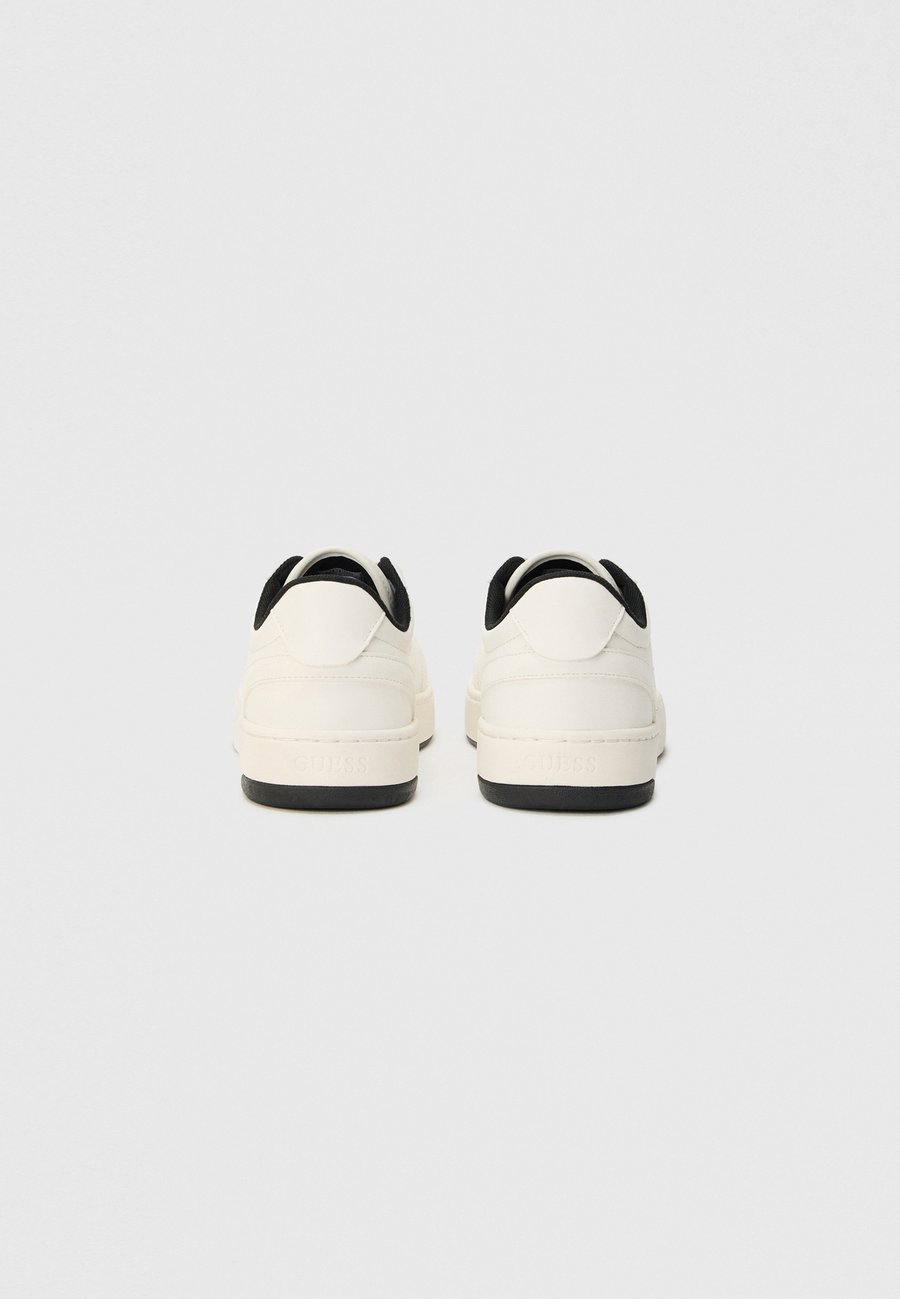 Кроссовки Guess VADIK, White Black/White — фото 3