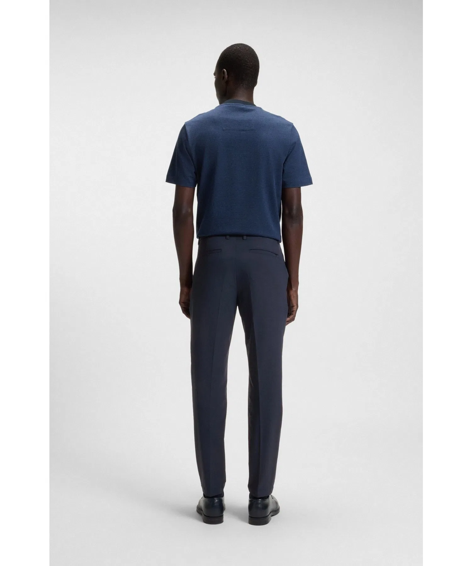 Мужские брюки BOSS Comfort Satin тёмно-синие — фото 3