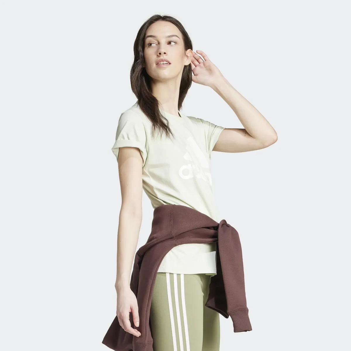 Футболка Adidas Sportswear "LOUNGEWEAR ESSENTIALS LOGO", зеленый — фото 3