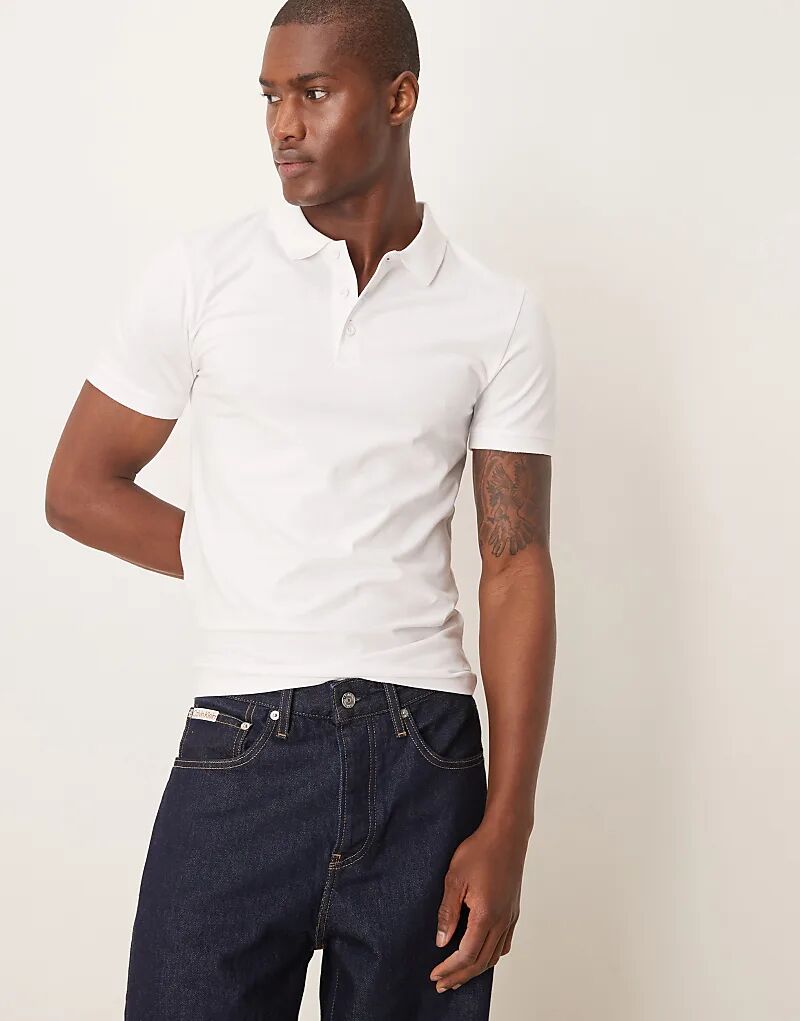 

Белая футболка-поло ASOS DESIGN Essential Muscle Fit