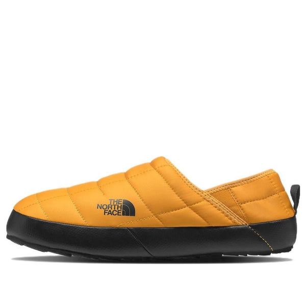 

Кроссовки thermoball traction mule v ' summit gold tnf black' The North Face, желтый