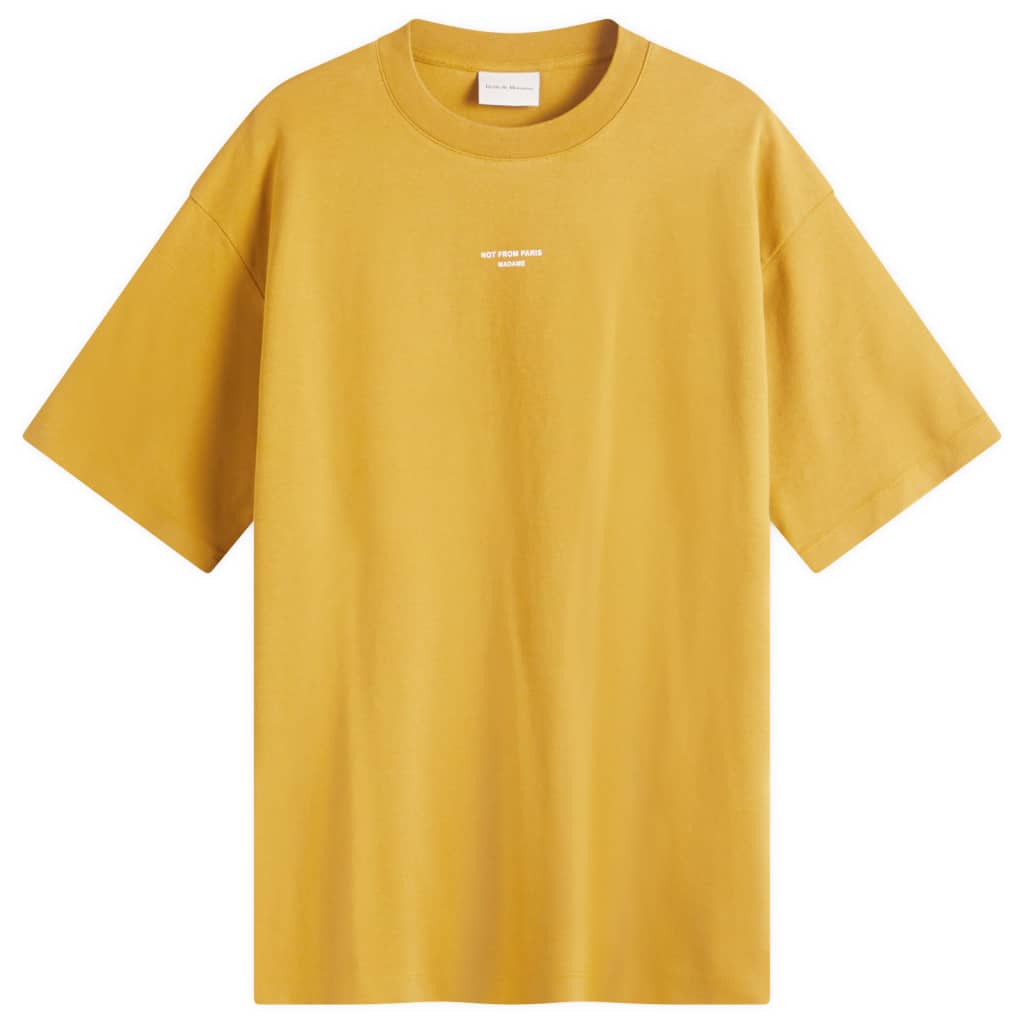 

Футболка с надписью "Small not from paris madame" Drôle De Monsieur, цвет mustard
