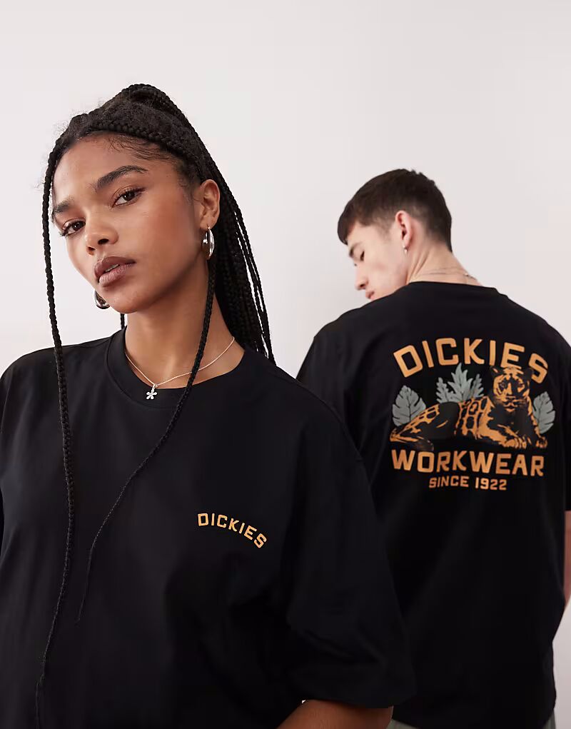 

Футболка Dickies с графическим принтом на спине в виде пантеры черного цвета - эксклюзивно для ASOS