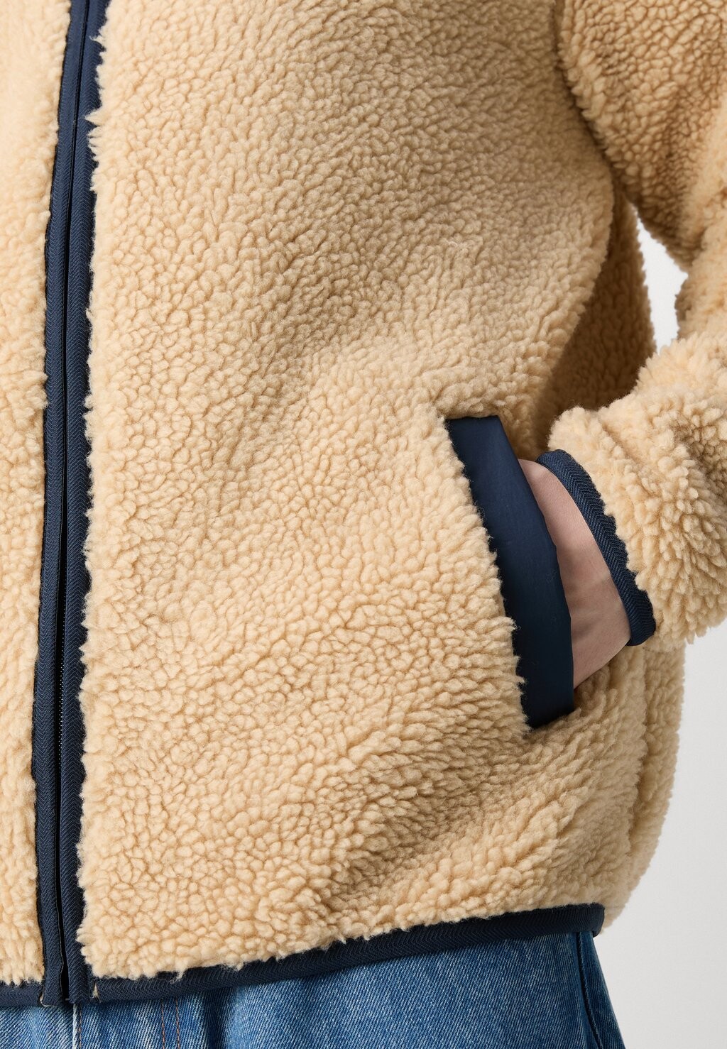 

Флисовая куртка BADGE ZIP UNISEX Tommy Hilfiger, цвет Gentle Gold