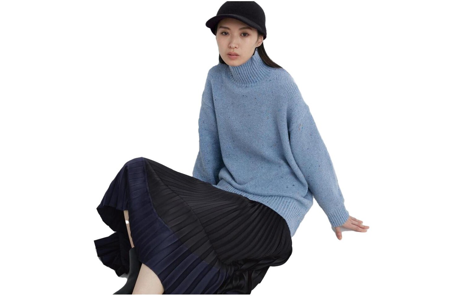 

X Clare Waight Keller Co-branded Collection Свитер женский небесно-голубой Uniqlo