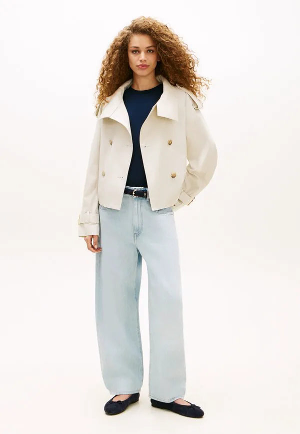 Водоотталкивающая короткая тренировочная куртка, летняя куртка Tommy Hilfiger, Light Silt — фото 2