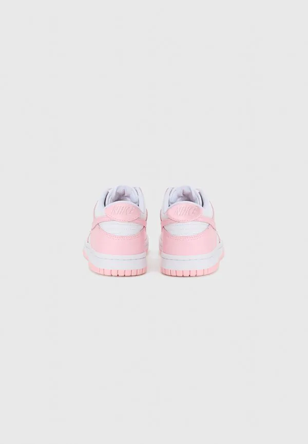 Унисекс кроссовки dunk low Nike Sportswear, White/Med Soft Pink — фото 3