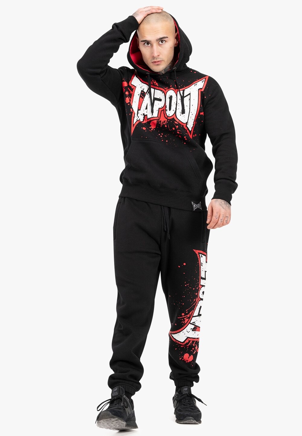 

Джемпер с капюшоном Tapout, черный