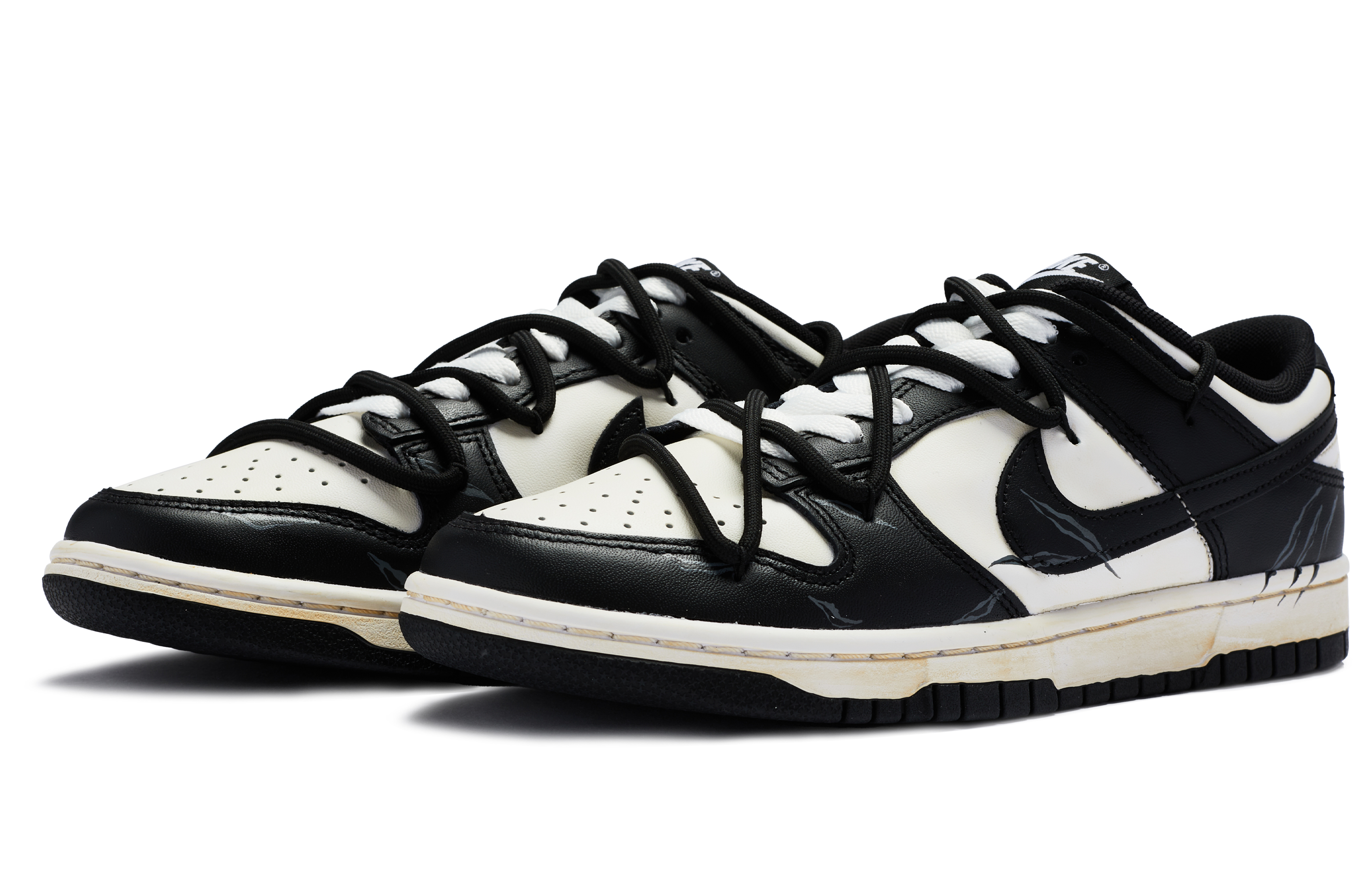 

Кроссовки Nike Dunk Skateboard Shoes Men Low-Top Black, черный/белый