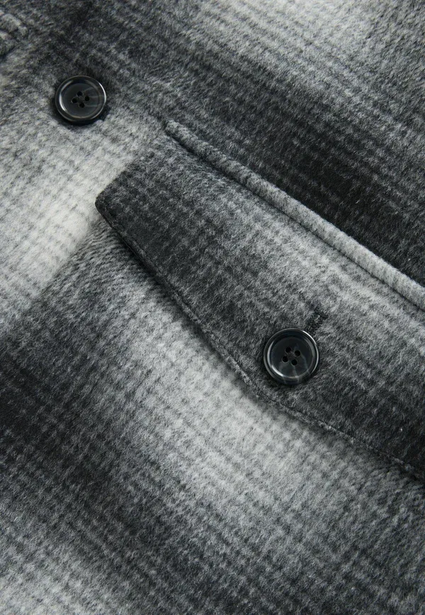 Куртка Regular fit soft touch check light jacket Next, черно-белая — фото 3