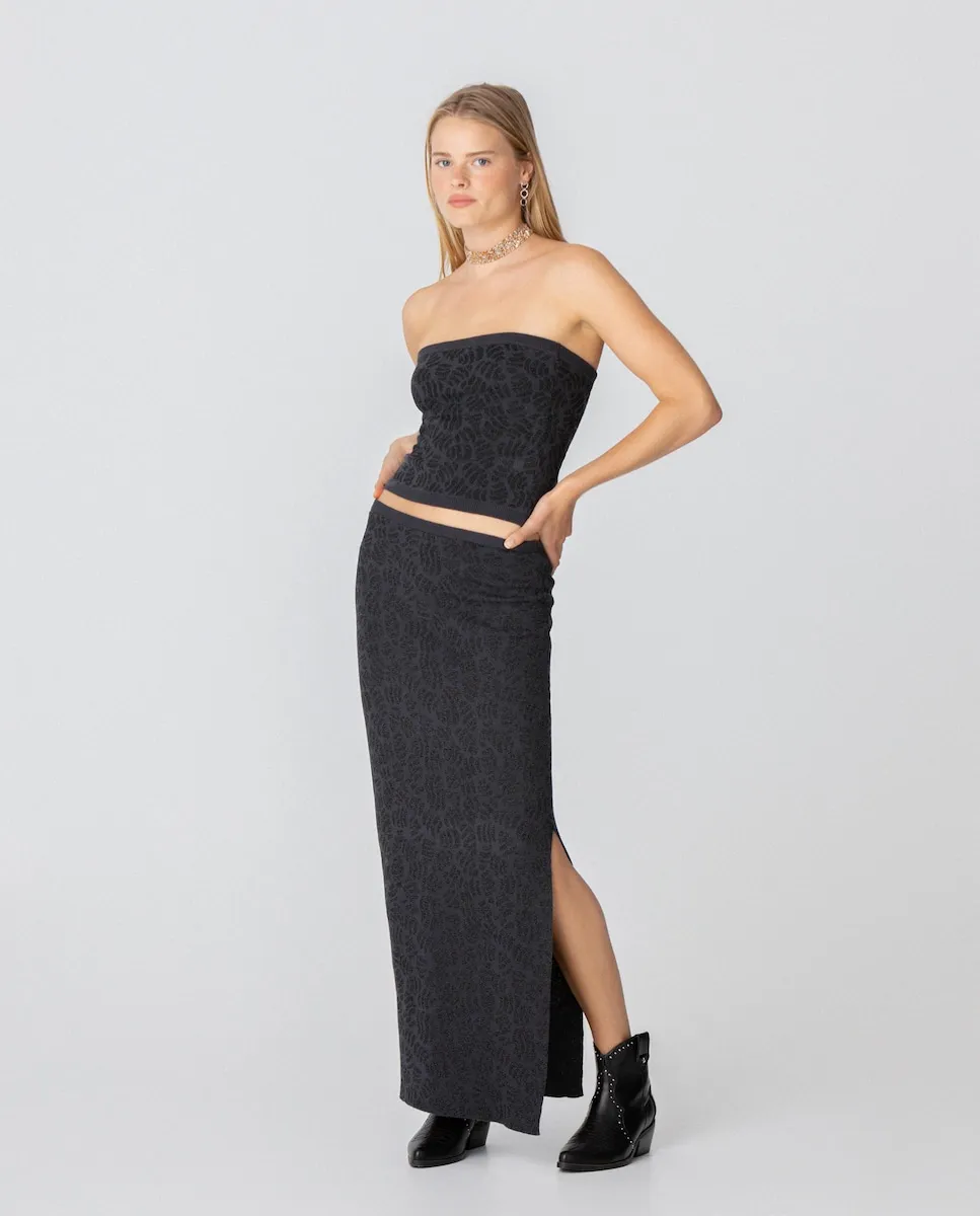 

Длинная юбка с эластичной тканью и боковым разрезом Noon, черный