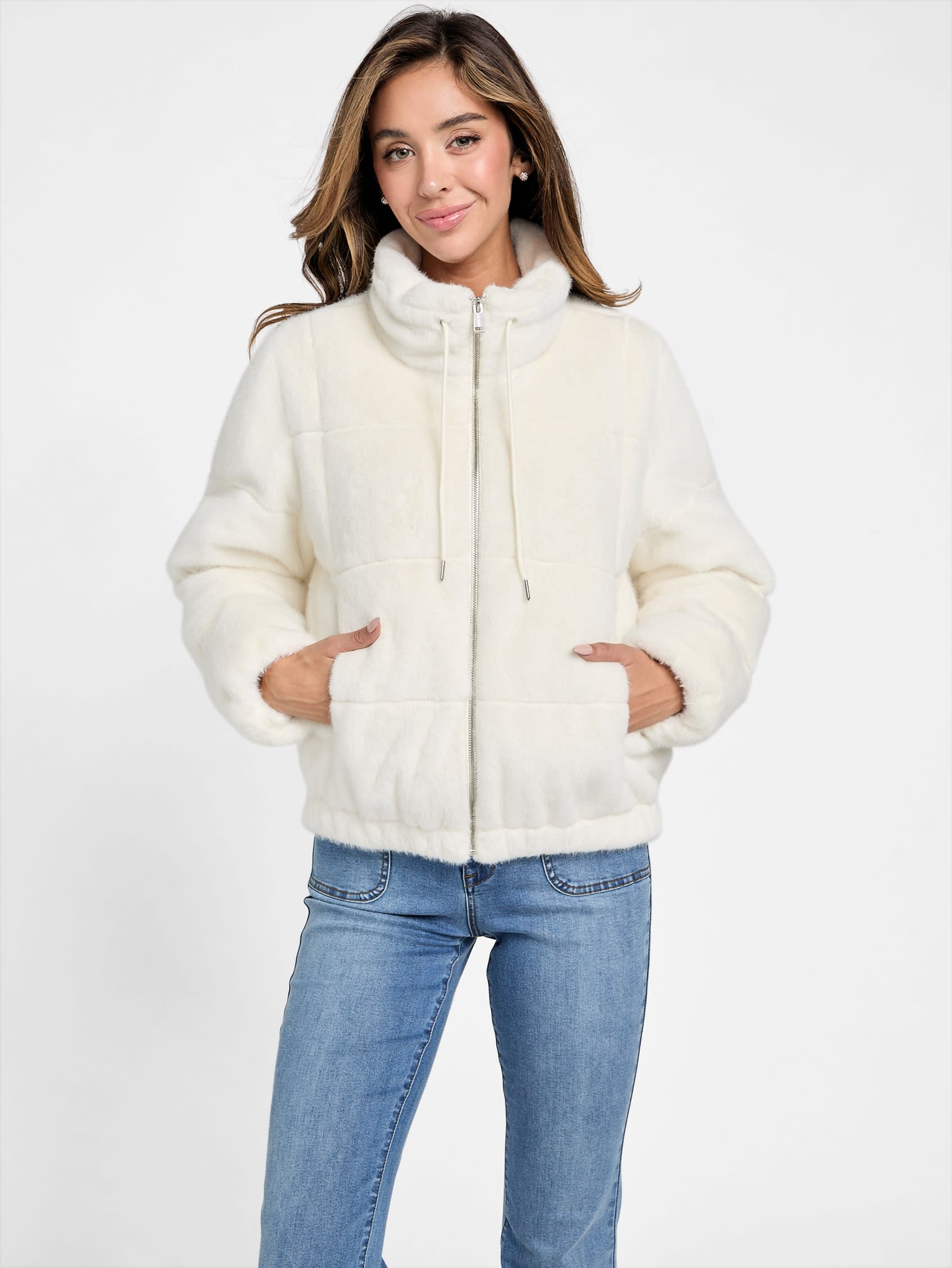 

Куртка из искусственного меха Zarleen Guess Factory, цвет milky