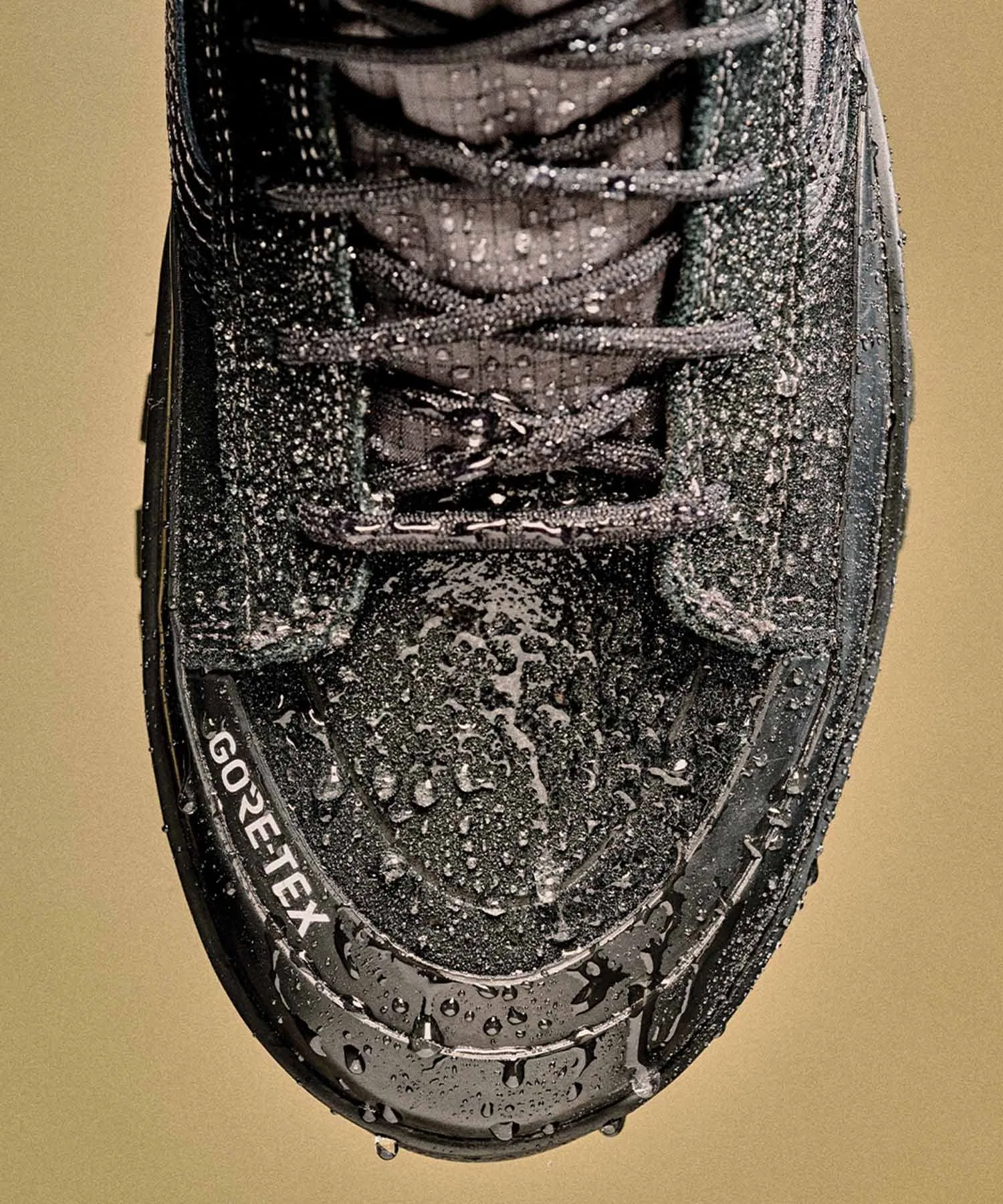 Мужские и женские кроссовки VANS Sk8-Hi Gore-Tex Insulated — фото 2