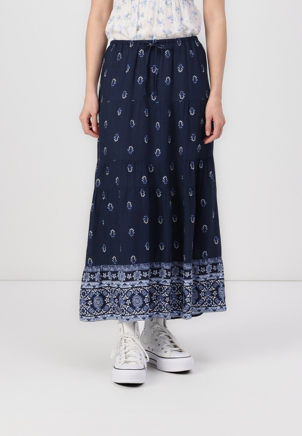 

Юбка макси JAN TIERED FEMME MAXI BOHO PRINT Hollister Co., темно-синий