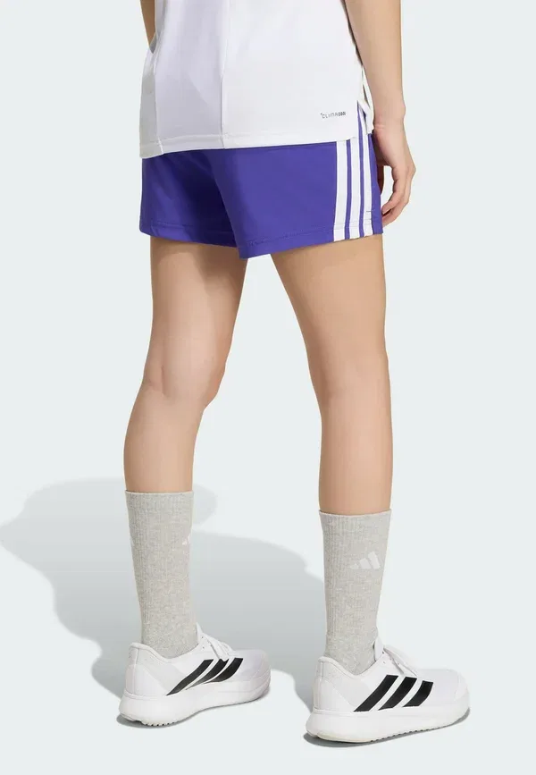 Шорты тренировочные Adidas Sportswear essentials 3 stripes shorts, чисто-фиолетовый белый — фото 2
