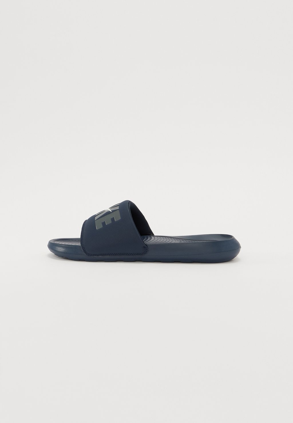 

Шлепанцы UNISEX Nike Sportswear, черный