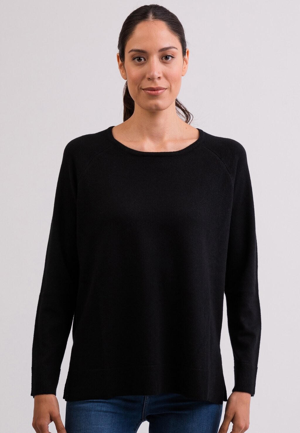 

Вязаный свитер RUNDHALS MIT SEITENSCHLITZEN CASH-MERE, цвет schwarz