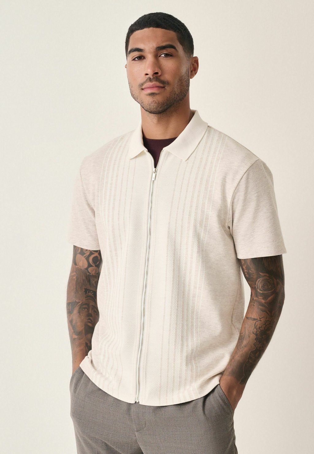 

Рубашка REGULAR FIT - TEXTURED STRIPE Next, бежевый