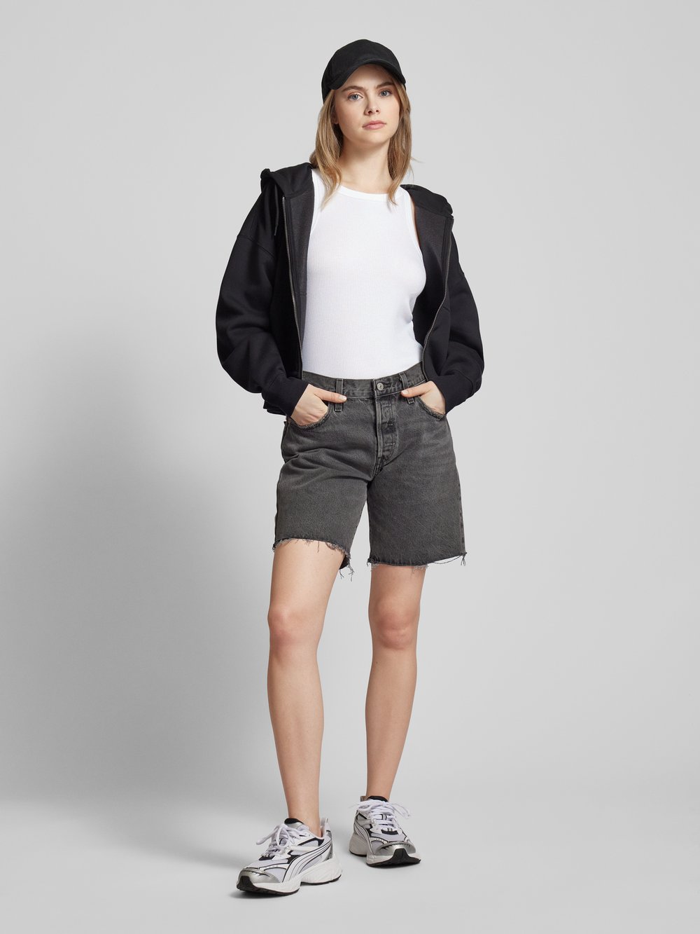 

Ребристая майка с круглым вырезом Levi's, белый