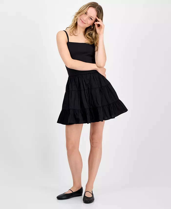 

Женское мини-платье с ярусами и пузырьками из поплина Juniors' Poplin Tier Bubble Mini Dress Madden Girl, черный