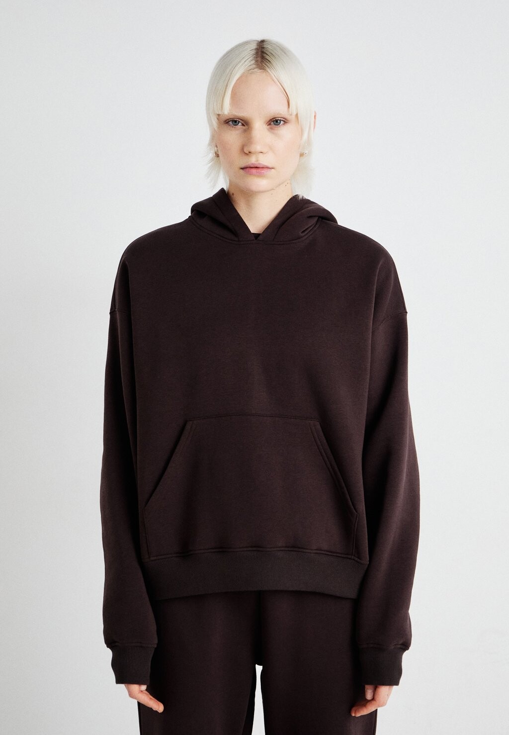 

Толстовка BASIC ORIGINAL HOODIE Gina Tricot, коричневый