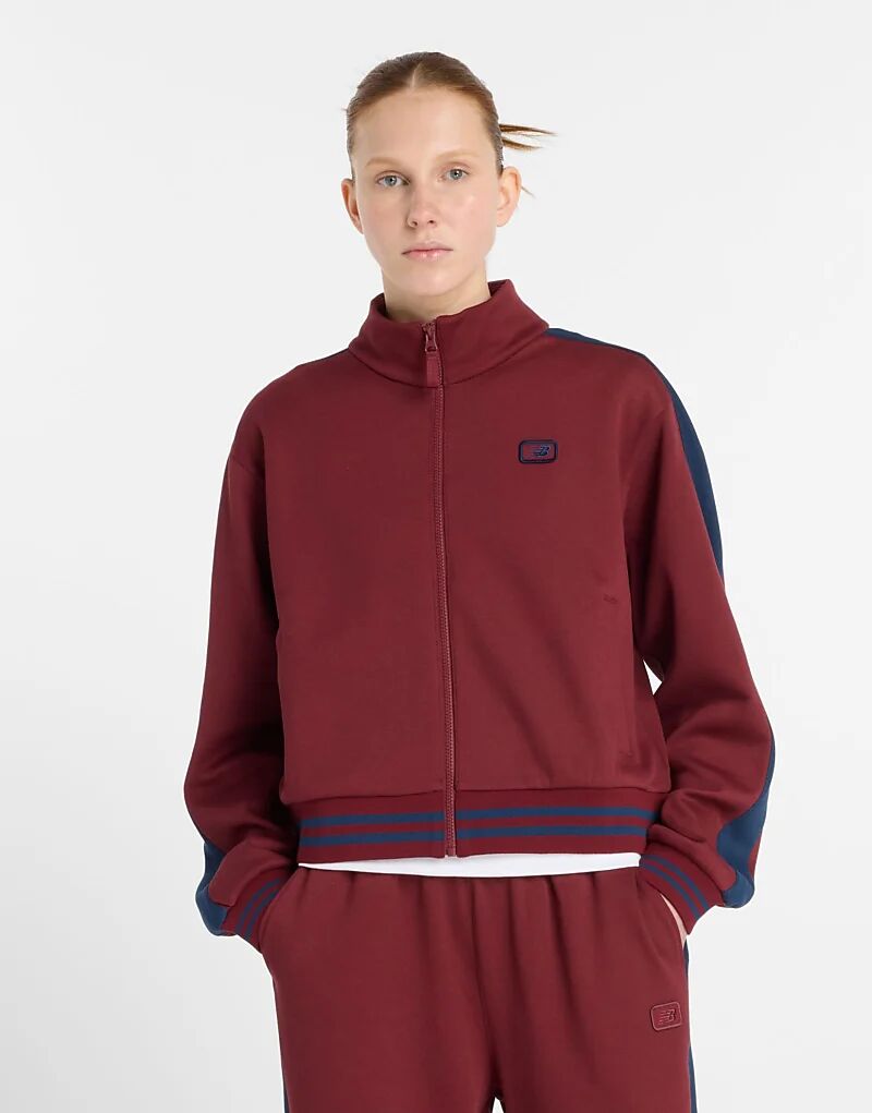 

Спортивная куртка New Balance из пике после сезона в цвете «монарх бордовый»