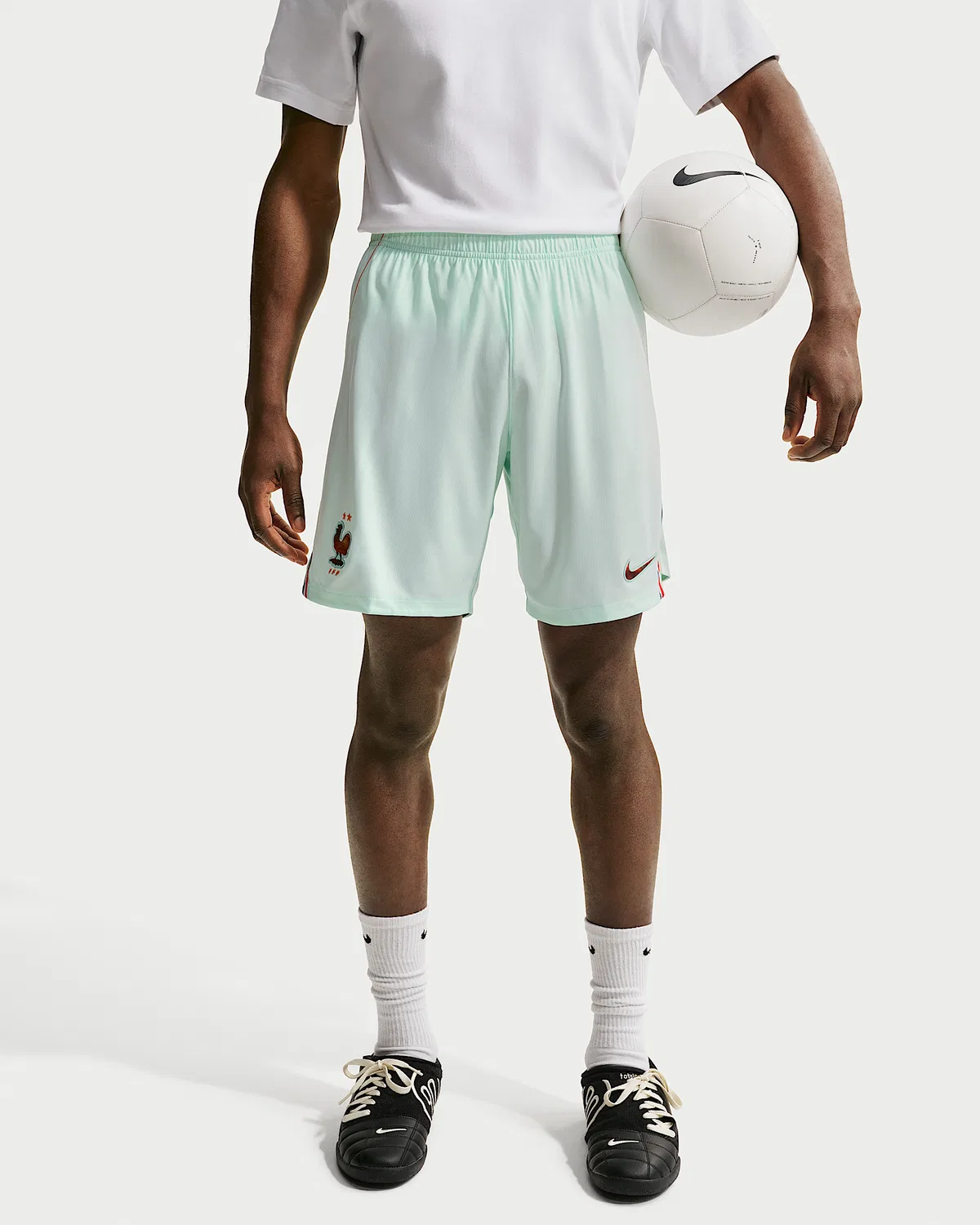 Мужские футбольные шорты Nike Dri-FIT Replica FFF 2026 Stadium Away, Igloo/Monarch/Monarch — фото 2