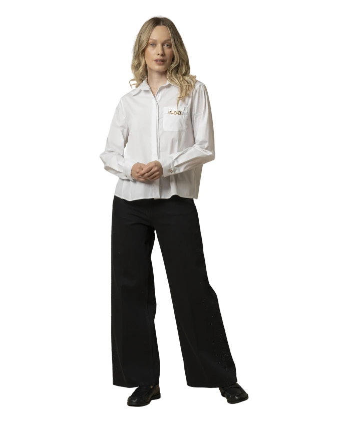 

Стильная рубашка с длинными рукавами и цепочкой. Kocca, белый