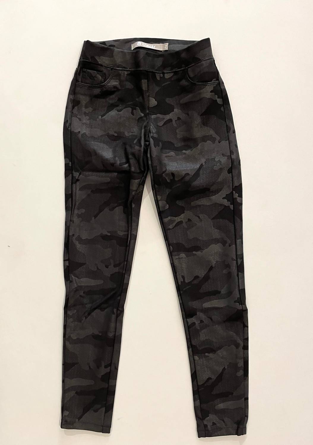 Детские узкие брюки с камуфляжным принтом In Camo Tractr, Camo — фото 2