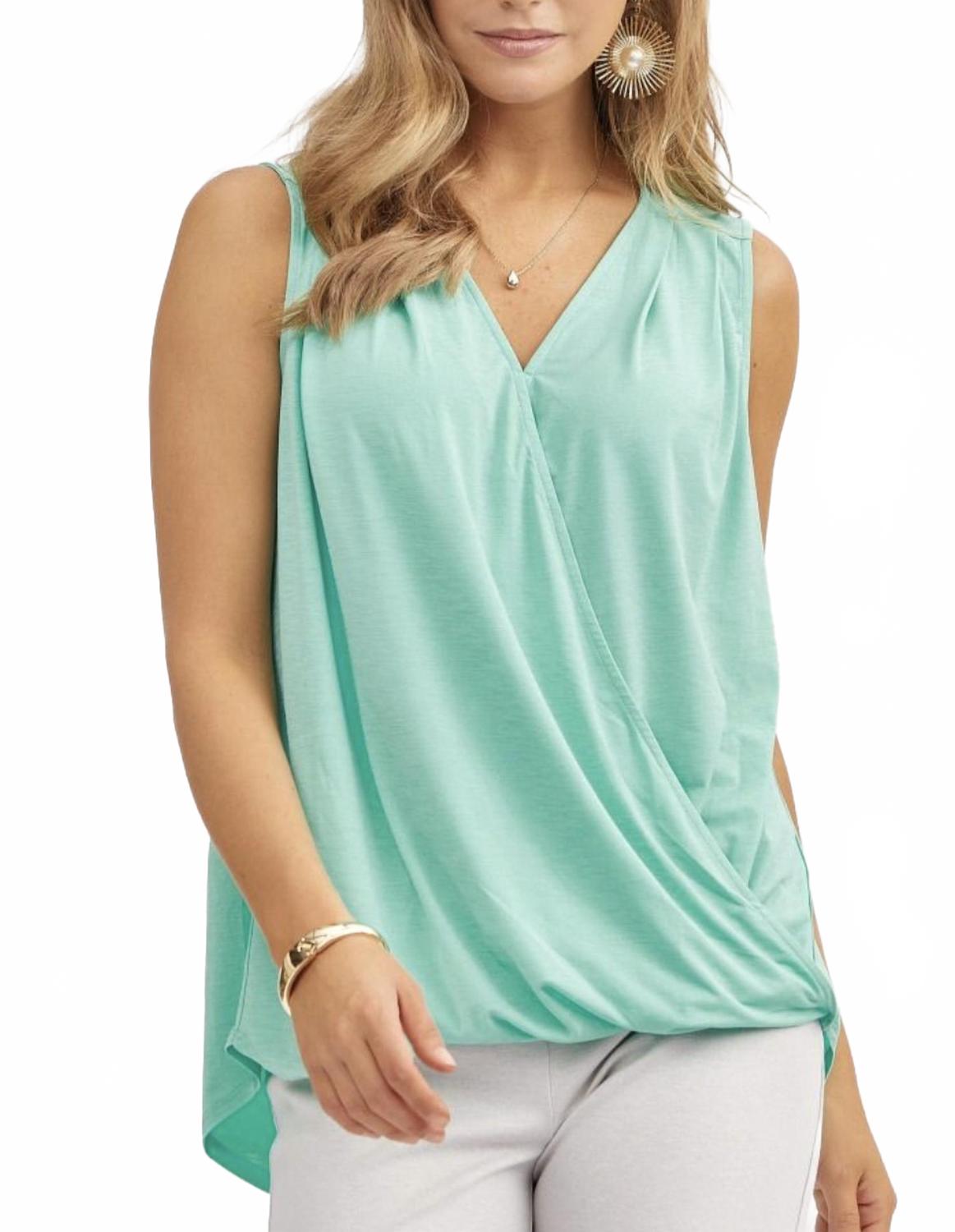 

Футболка Charm в мятном цвете Dear Scarlett