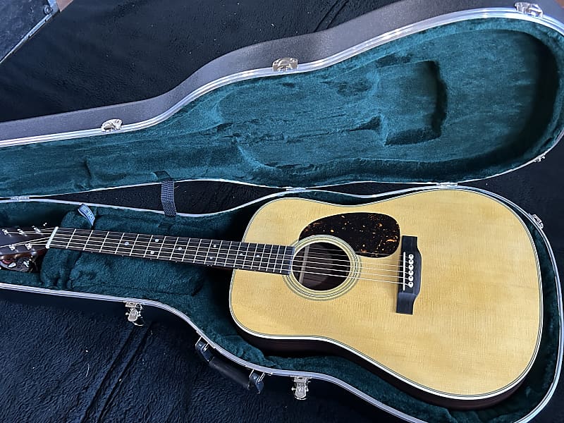 

Акустическая гитара Martin D-28 Satin Natural #2727244 4 lbs 5.4 oz D28 Dreadnought