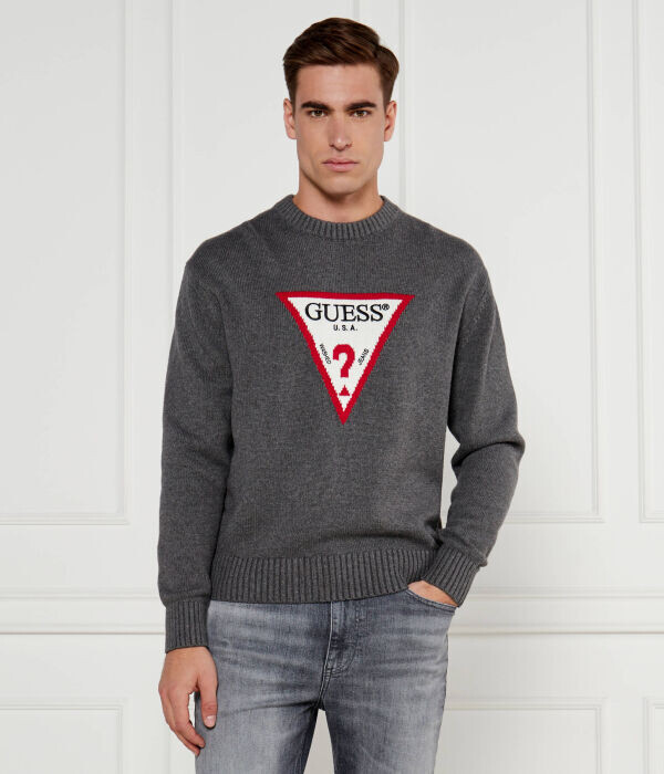 

Свитер Guess Jeans Regular Fit с логотипом, серый / белый / красный