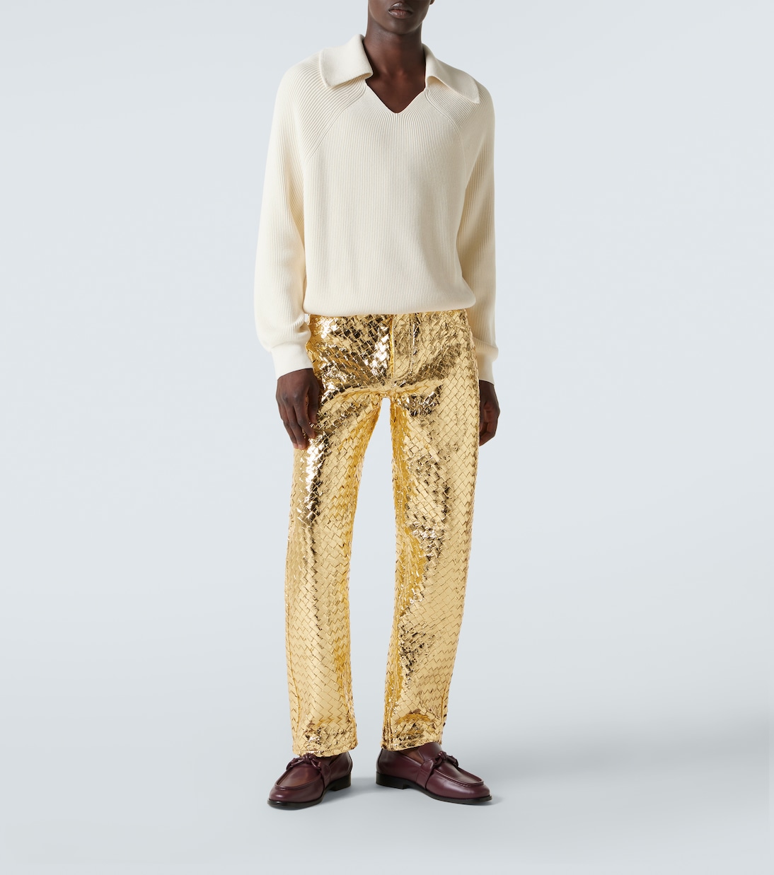 Прямые брюки из металлизированной кожи Intrecciato Bottega Veneta, Metallic Gold — фото 2