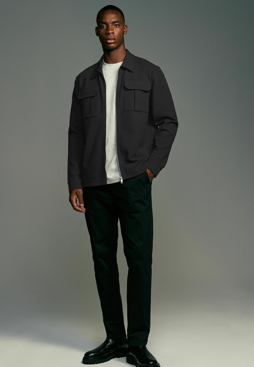 

Летняя куртка TEXTURE ZIP-REGULAR FIT Next, серый