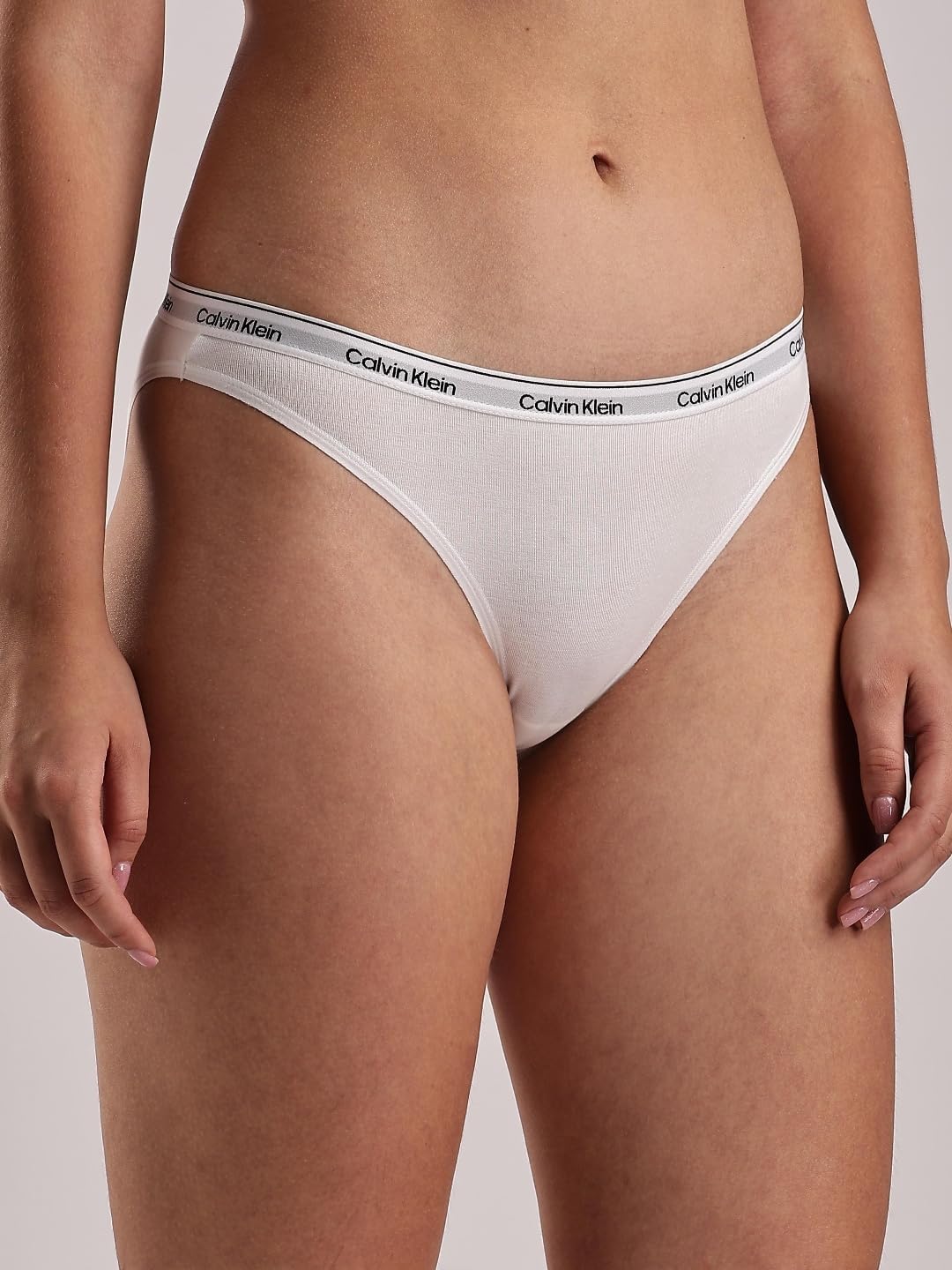 Комплект из 3 женских трусиков-бикини Calvin Klein с современным логотипом, Black/White/Grey Heather — фото 3