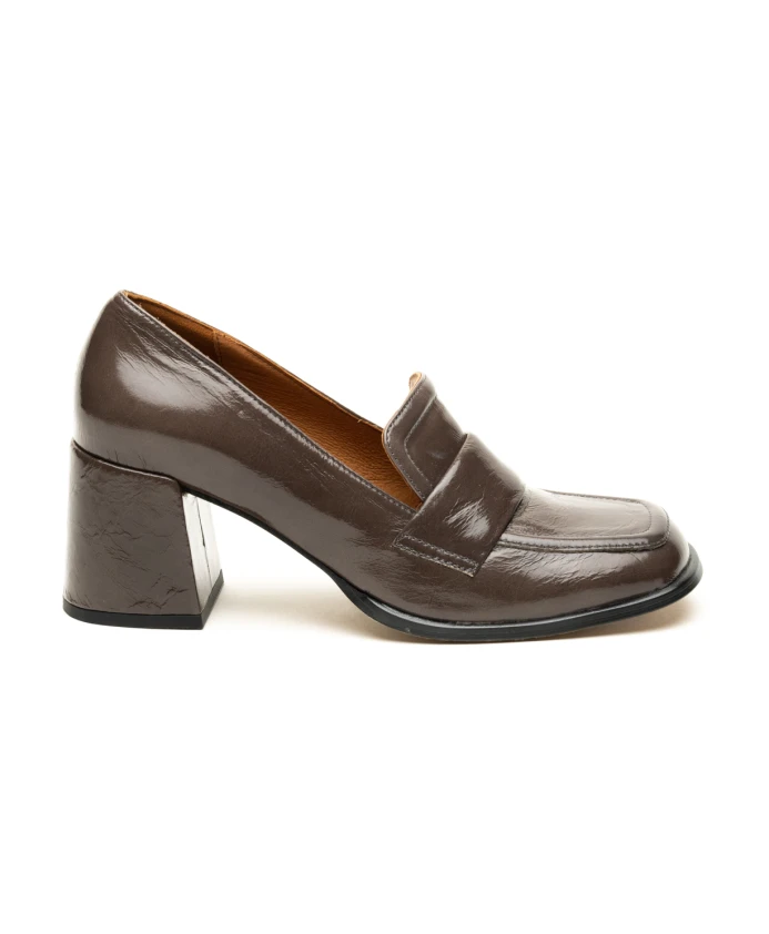 

Мокасины на плоской подошве Angel Alarcon, коричневый