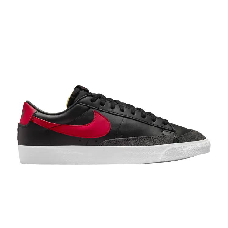 

Кроссовки Blazer Low, цвет Black University Red, Черный, Кроссовки Blazer Low, цвет Black University Red