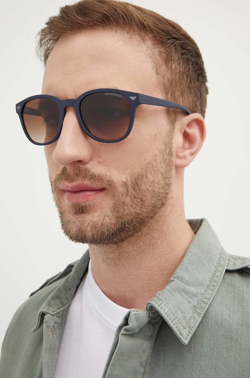 

Солнцезащитные очки Emporio Armani, темно-синий