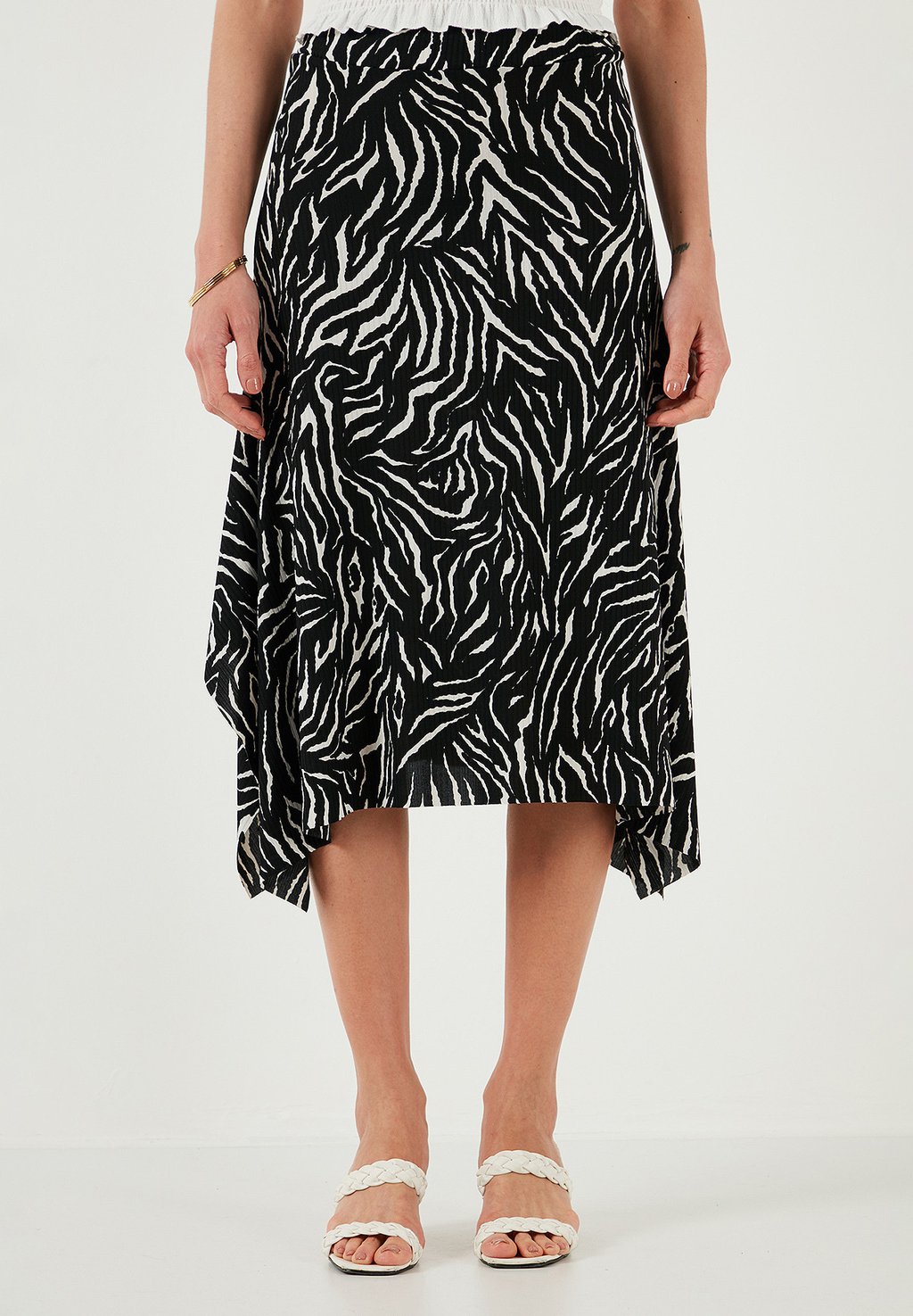 

Юбка А-силуэта REGULAR FIT LELA, цвет Black White Striped