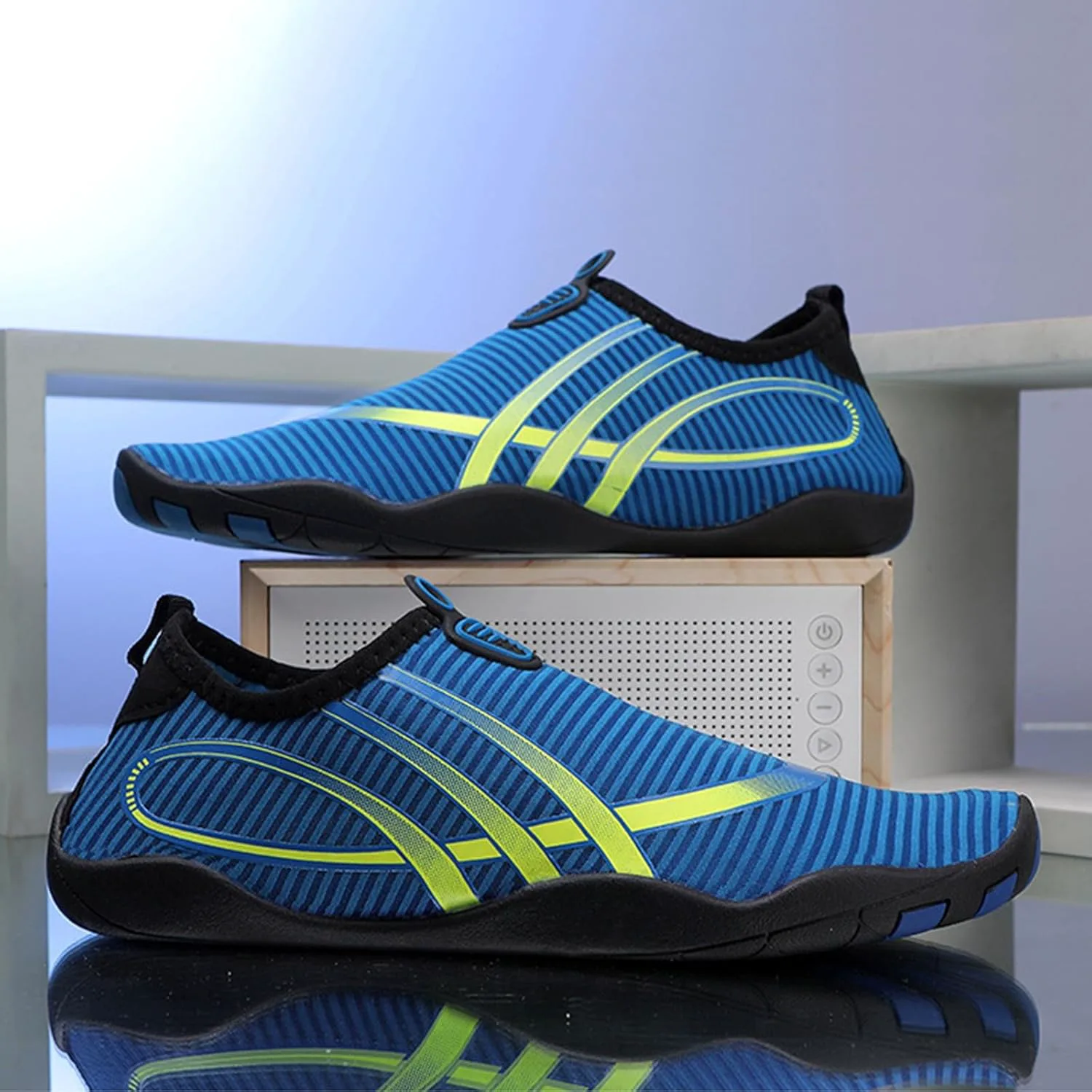 Водные туфли для женщин и мужчин, нескользящие акваноски, удобные слипоны для ходьбы, пляжа, бассейна, йоги, серфинга, дышащие и легкие плавательные обувь Generic, синий — фото 2